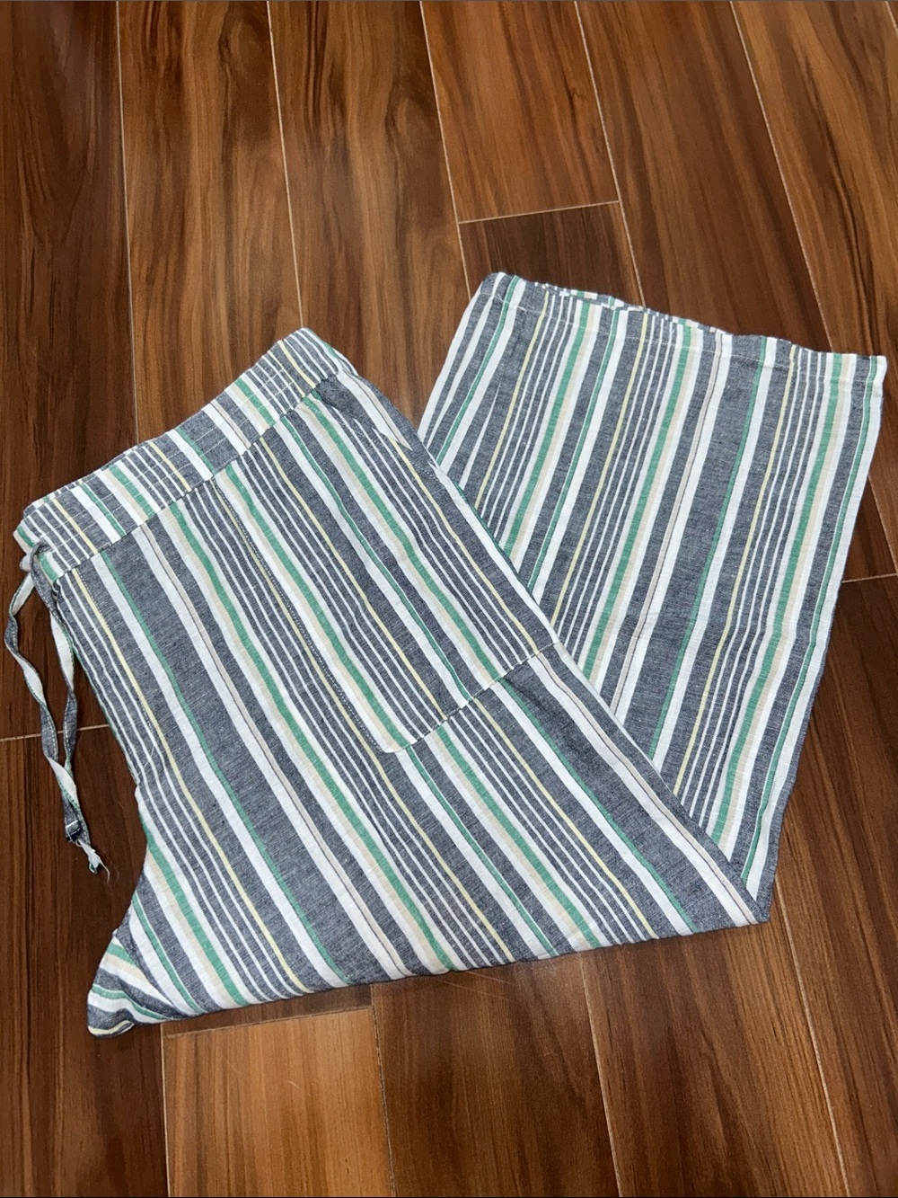 XL Linen cotton blend Liz Claiborne capri pants with pockets